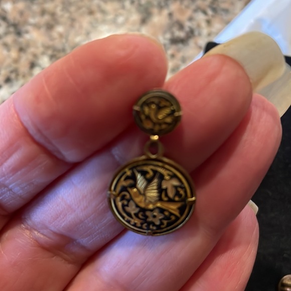 Hand made Portuguese Carved Earrings - Picture 4 of 5